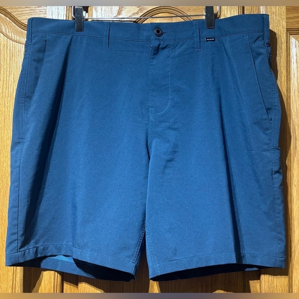 Hurley X Nike Dri-Fit Chino 22 Walk
Shorts Size 38